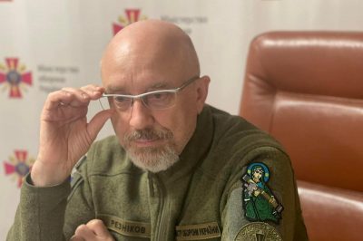     Резніков різко відповів на ймовірність компромісу з РФ і анонсував контрнаступ ЗСУ    