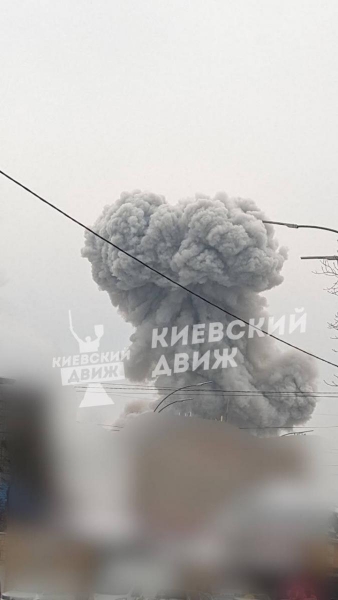     У Києві звучать сильні вибухи: половина столиці залишилася без води і світла    